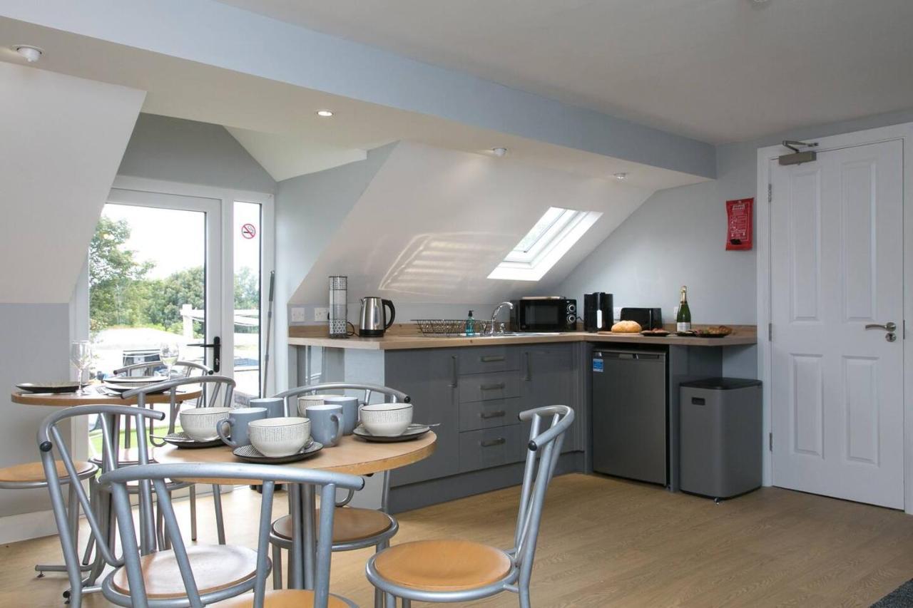 Pass The Keys Modern En-Suite Room In Country Pubrestaurant 2 Llanddona Eksteriør bilde