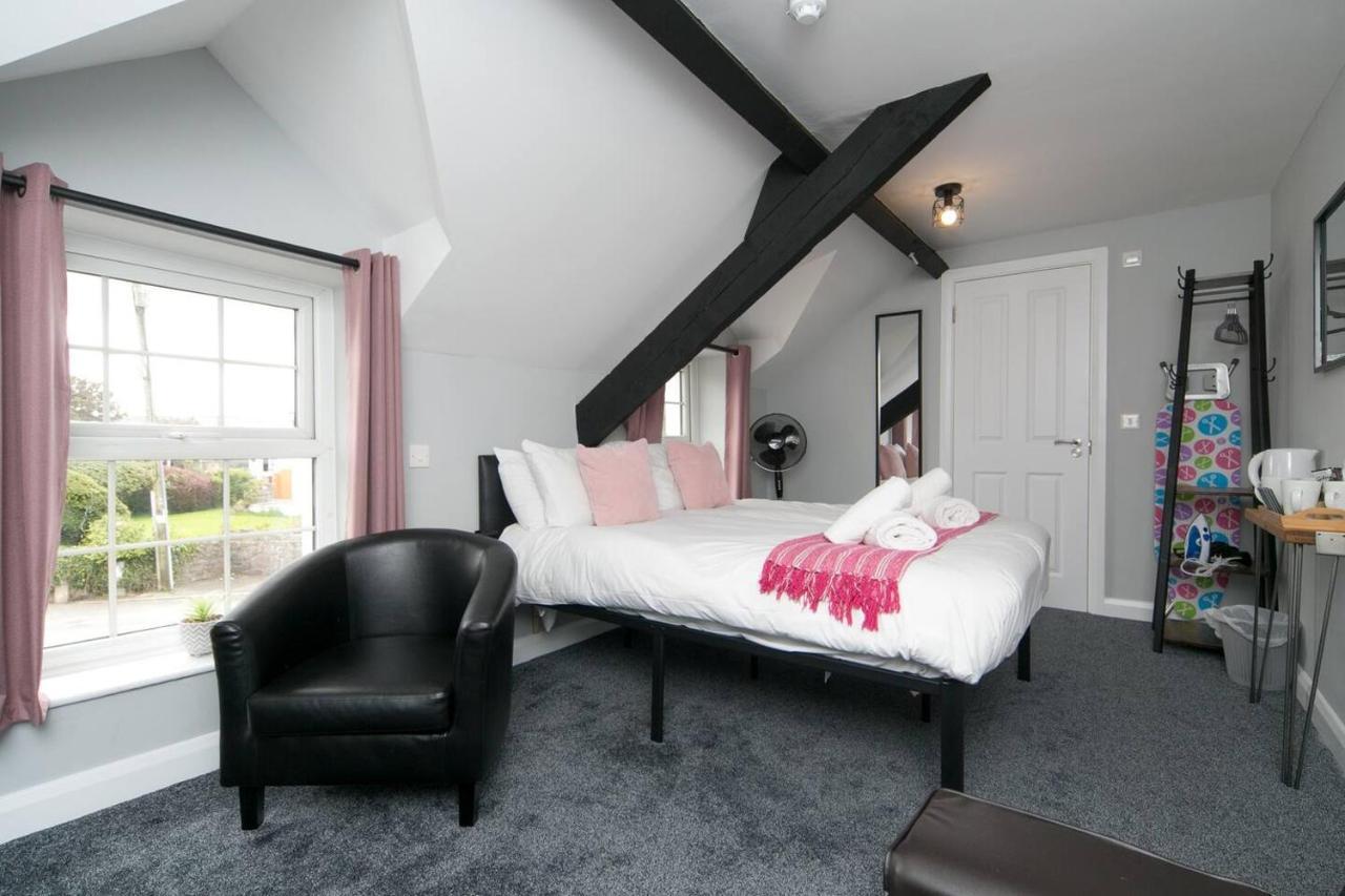 Pass The Keys Modern En-Suite Room In Country Pubrestaurant 2 Llanddona Eksteriør bilde